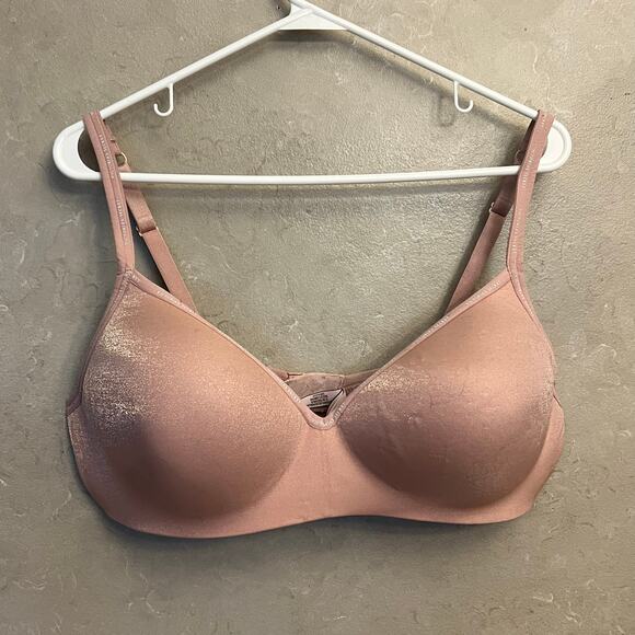 VS Pink 40D T-Shirt Lightly Lined Wireless Bra - Picture 3 of 9